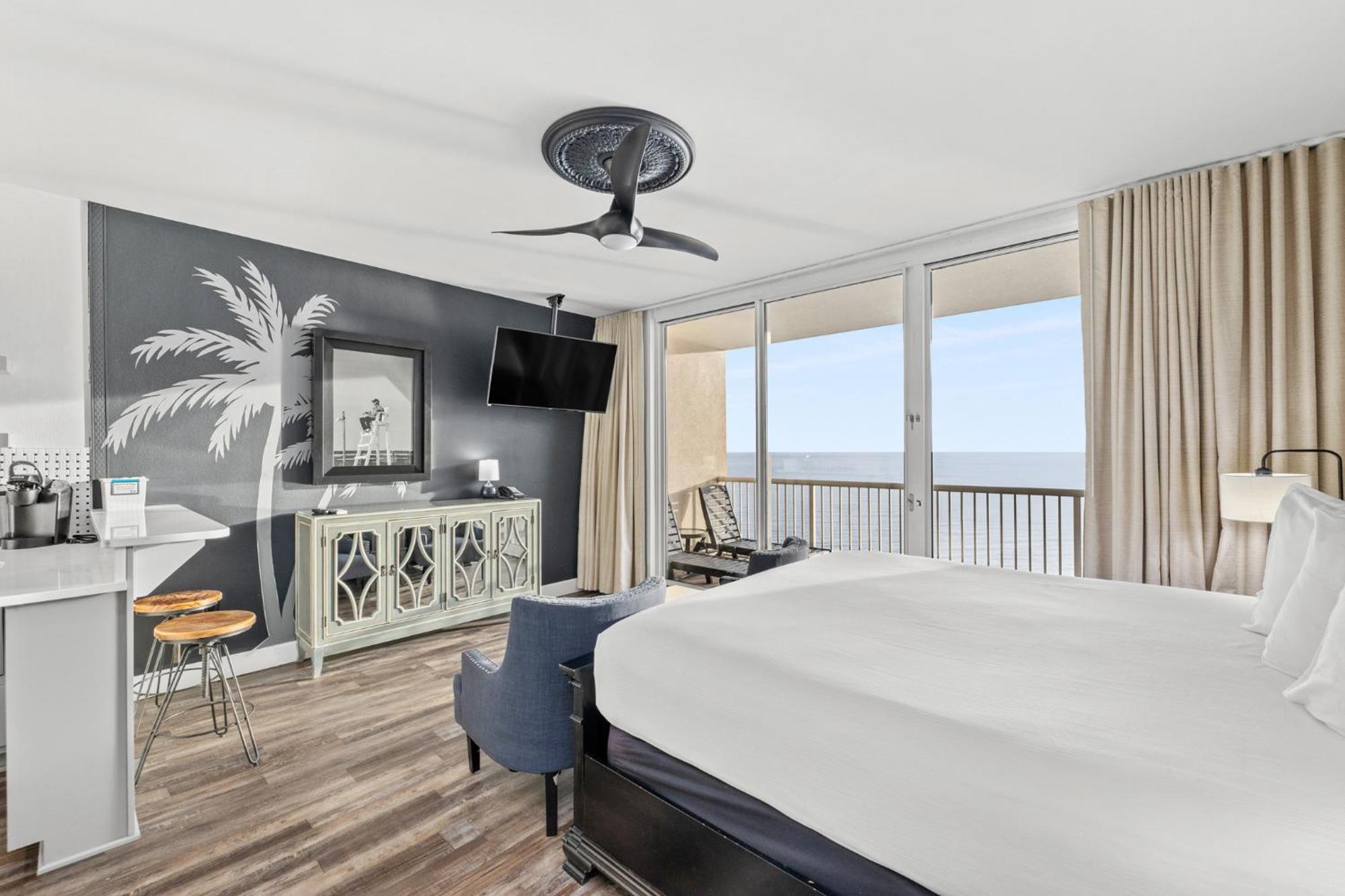 Official Majestic Beach Resort - Over 60 Units - All Ocean Front, Panama City Beach, Fl Экстерьер фото