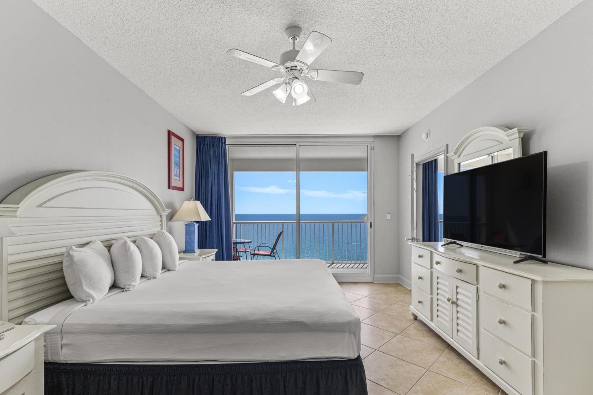 Official Majestic Beach Resort - Over 60 Units - All Ocean Front, Panama City Beach, Fl Номер фото