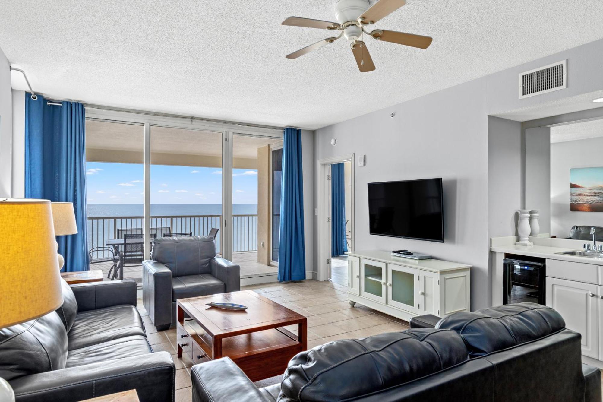 Official Majestic Beach Resort - Over 60 Units - All Ocean Front, Panama City Beach, Fl Номер фото