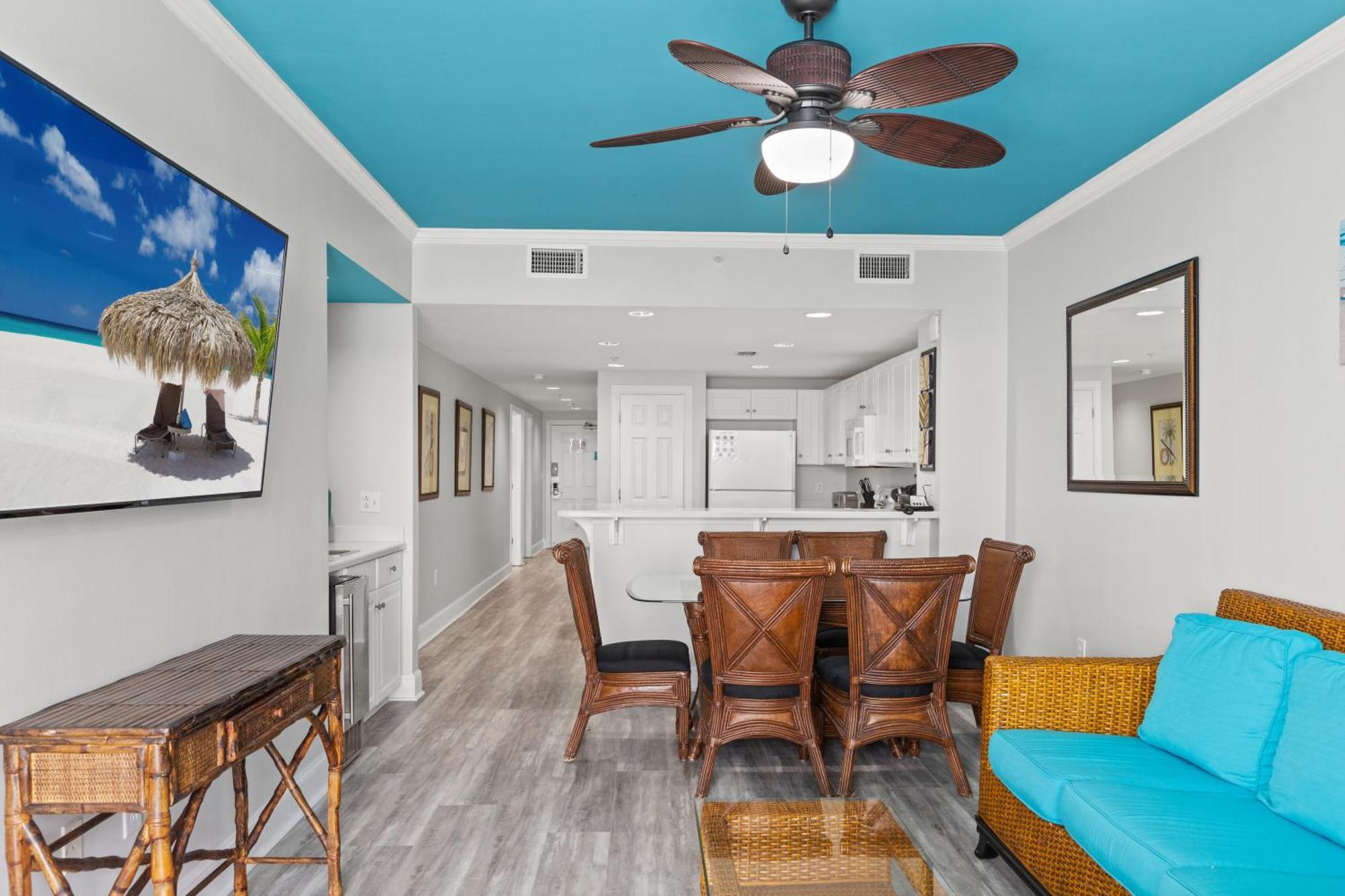 Official Majestic Beach Resort - Over 60 Units - All Ocean Front, Panama City Beach, Fl Номер фото